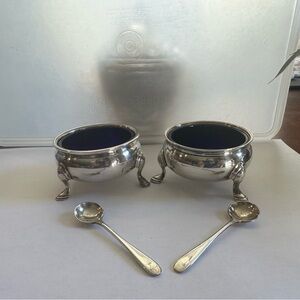 Pair of vintage English Silver plate Salt Cellars with cobalt blue liners,Spoons